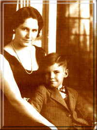 Портрет мамы и сына. Стиву 6 лет.